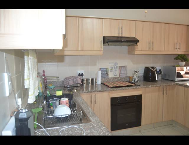 2 BEDROOM APARTMENT FOR SALE IN SCOTTBURGH CENTRAL